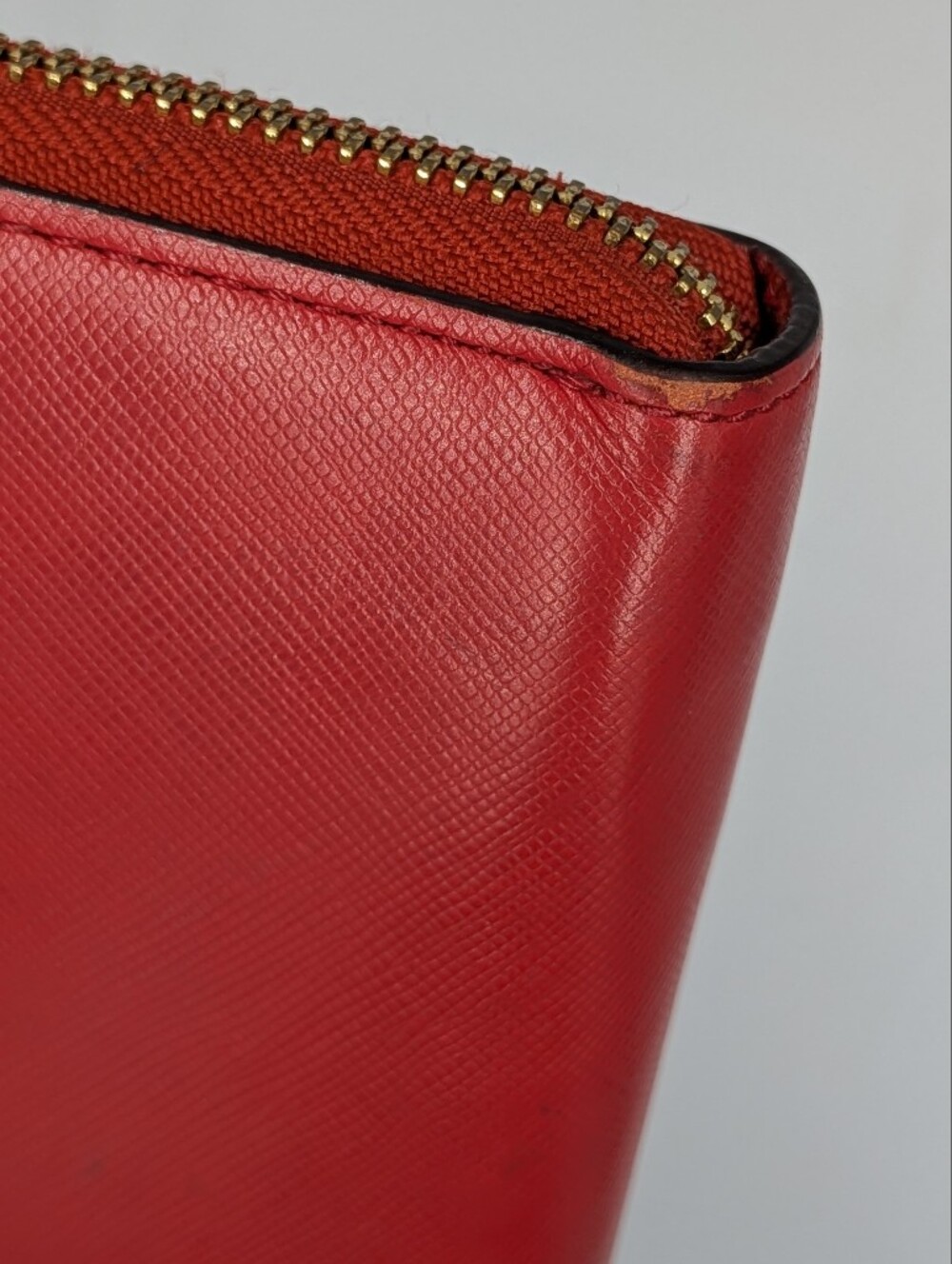 Kate Spade Wallet Red Continental Saffiano Leather Golden Hardware Zip Around - Picture 11 of 15